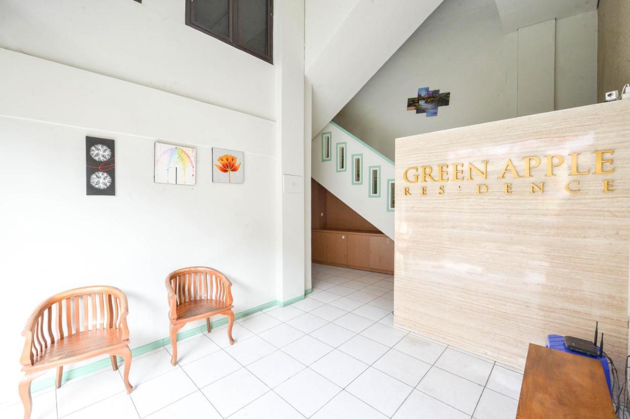 Green Apple Residence Jakarta Exterior photo